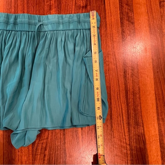 Ramy Brook Austin Shorts Lightweight Butterfly in Lagoon Blue Teal Small - Picture 11 of 14